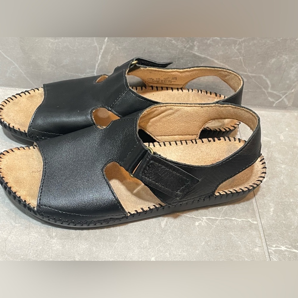 Naturalizer Black Leather Slingback Sandals Size 6.5 - Picture 3 of 7